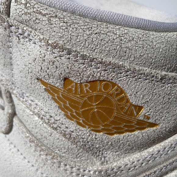 Dipped Retro Air Jordan 1 high top lustre white leather with tan toe & gold logo - Picture 6 of 10